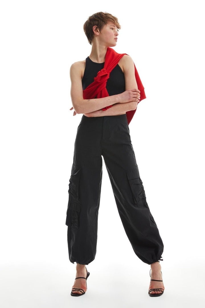 Elastic Elastic Parachute Trousers Black