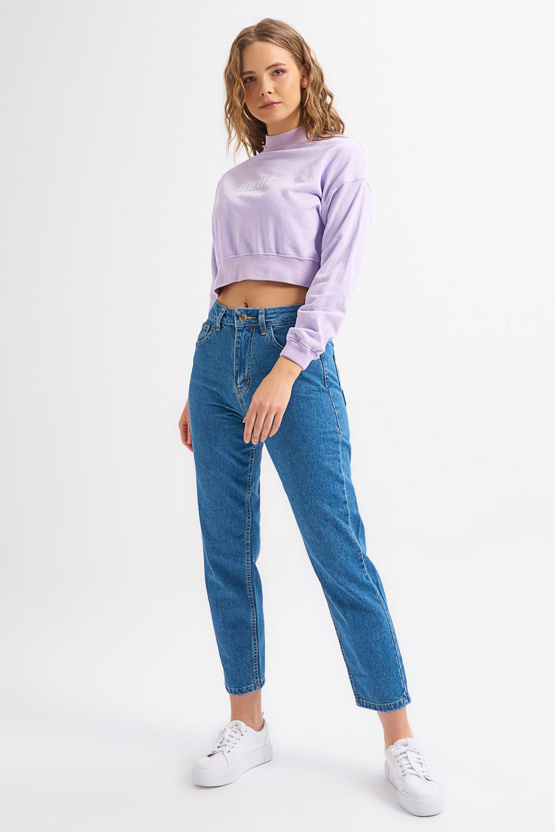 Yazı Baskılı Crop Sweatshirt Lila