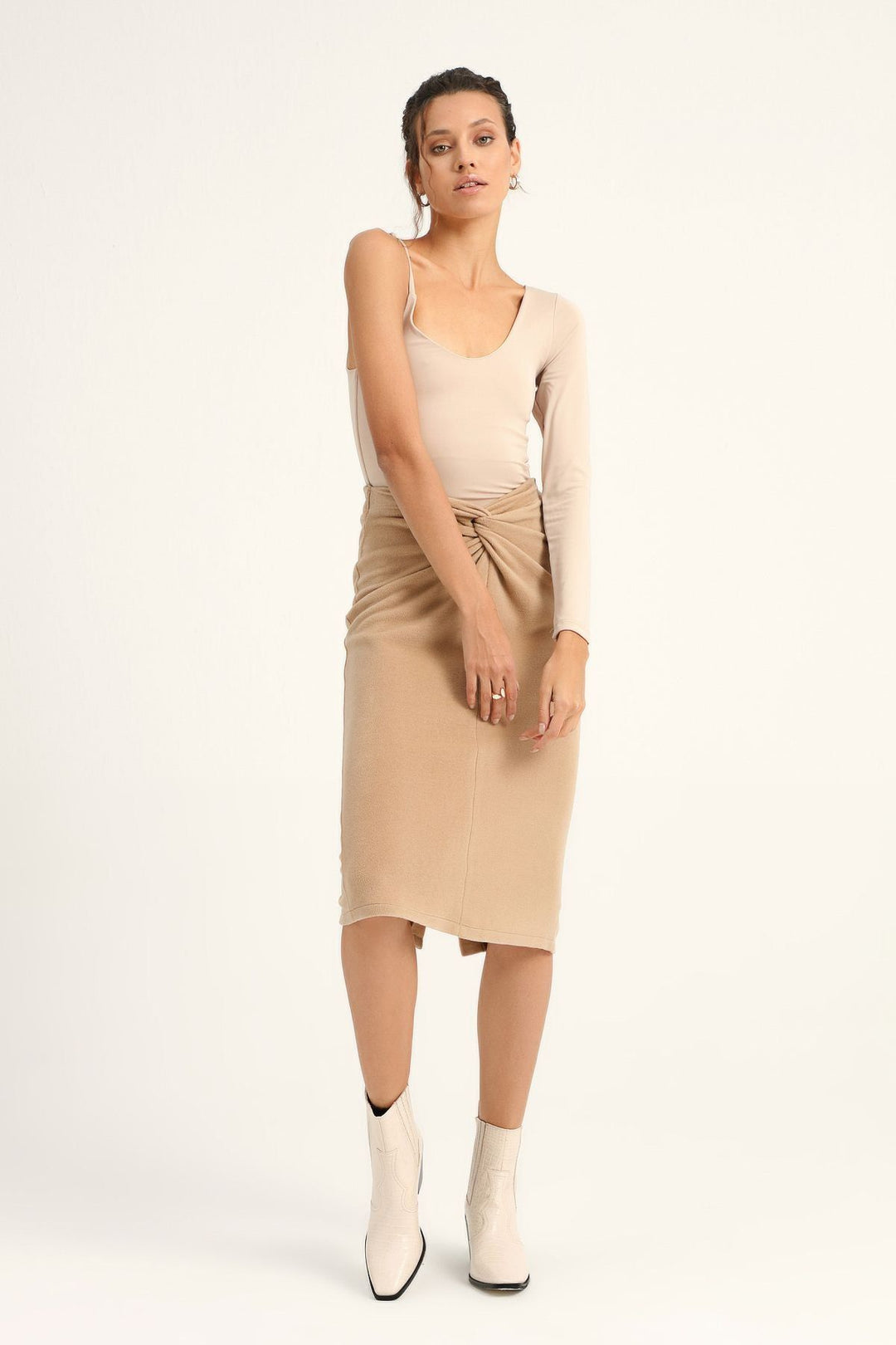 Asymmetric Sleeve Bodysuit Beige