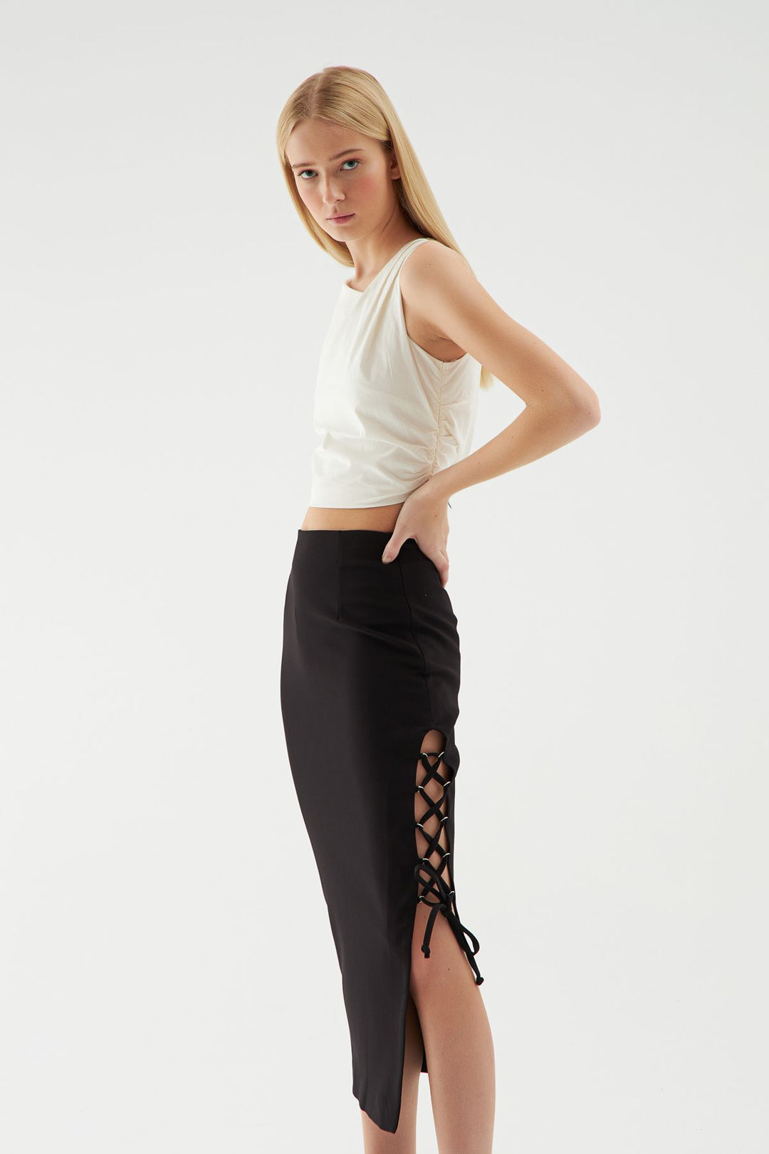 Tie Tie Detailed Midi Skirt Black