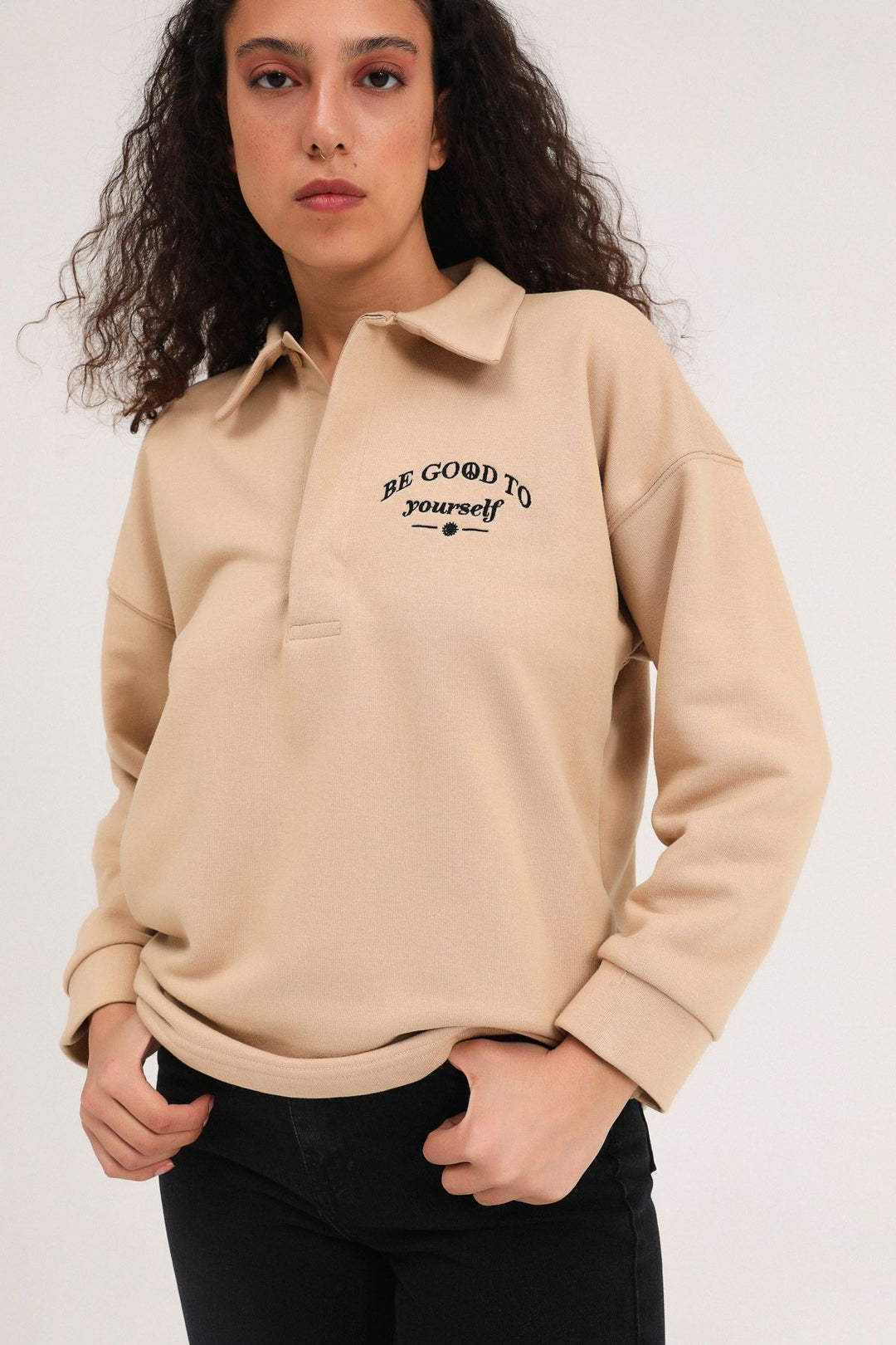 Polo Neck Sweatshirt with Slogan Dark Beige