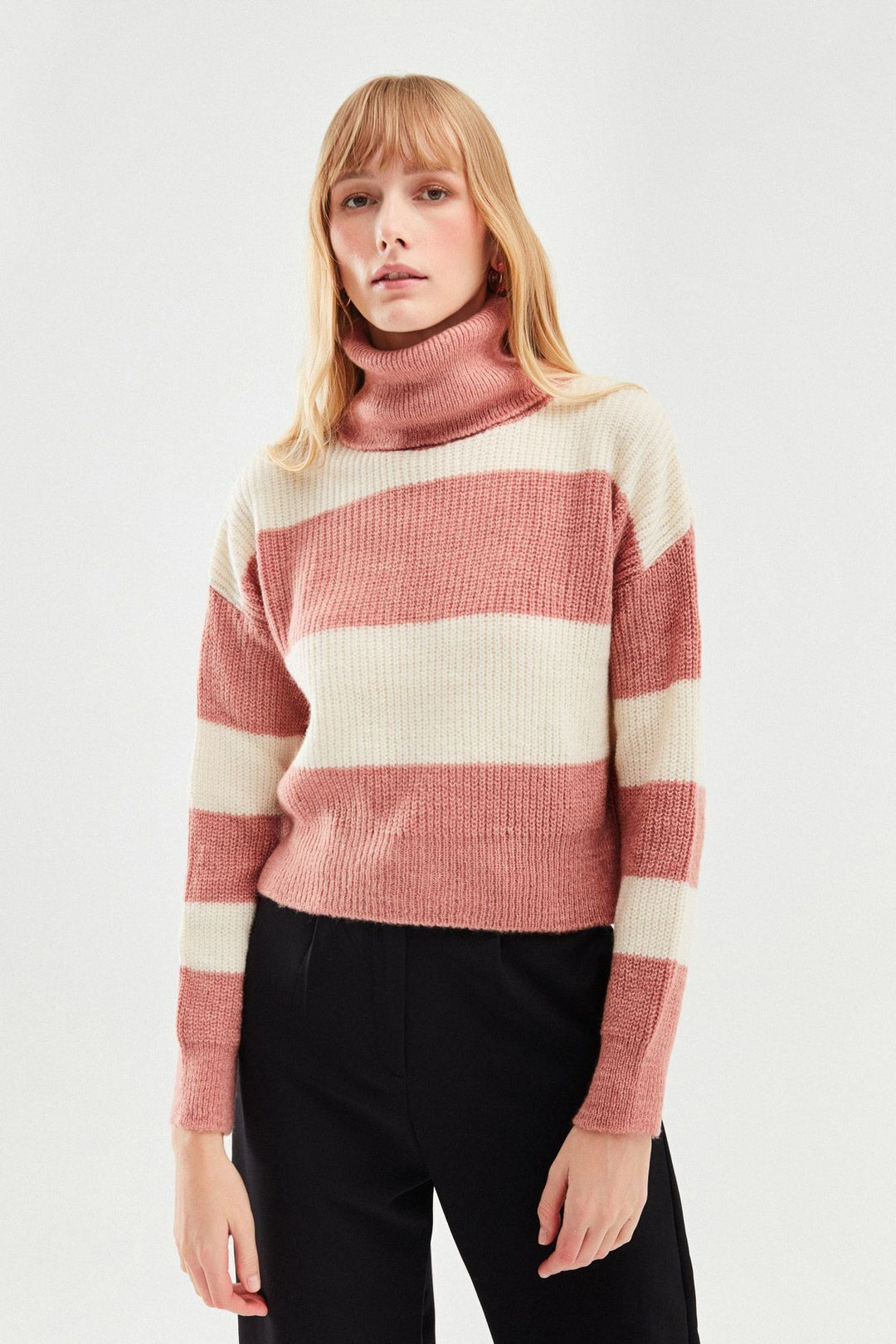 Çizgili Triko Kazak Koyu Pudra