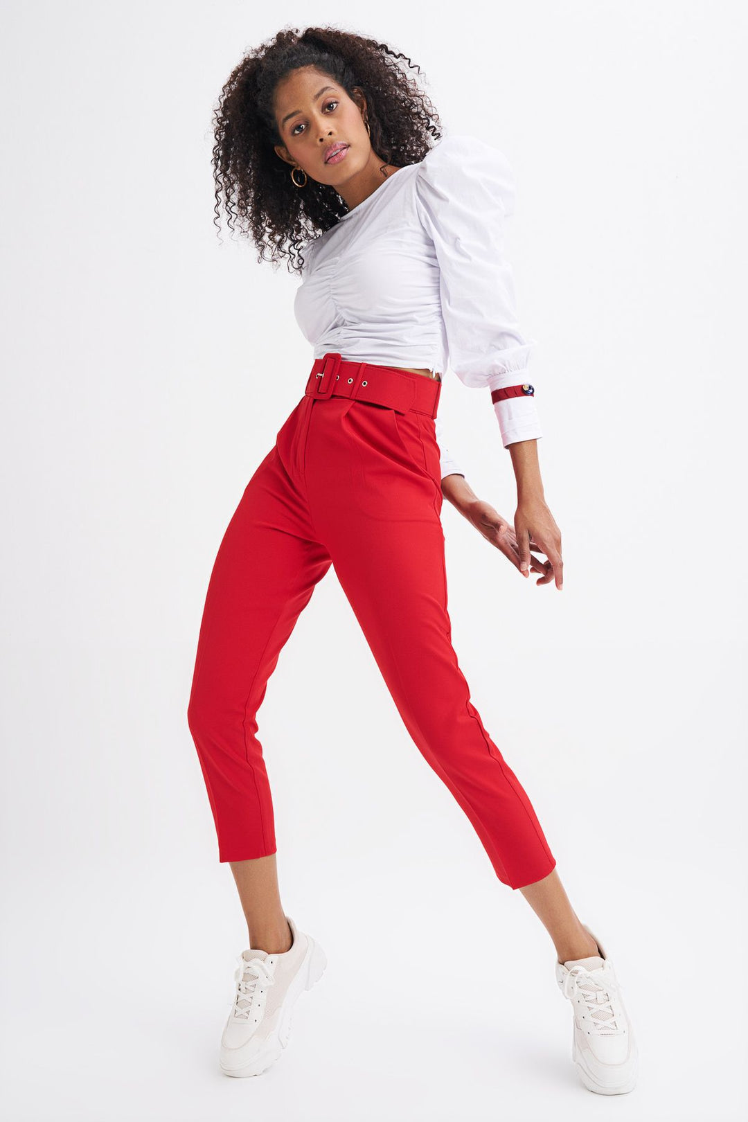 Beli Kemerli Kumaş Pantolon Kırmızı