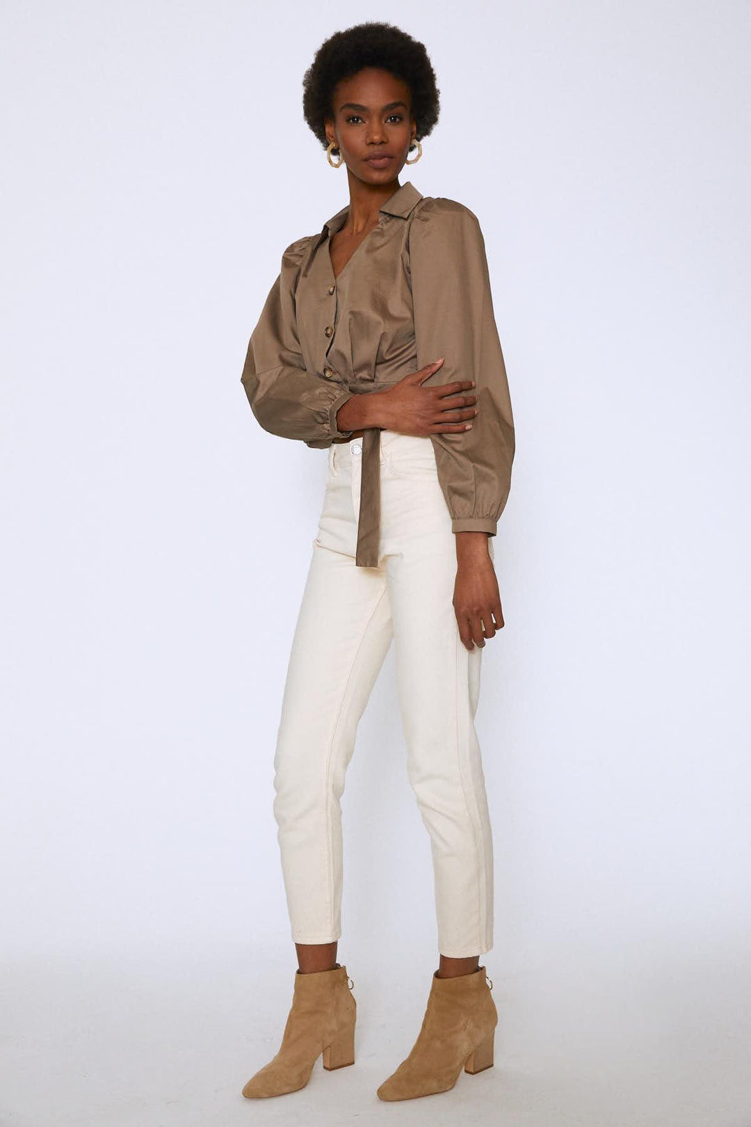 Önü Düğmeli Balon Kol Gömlek Toprak