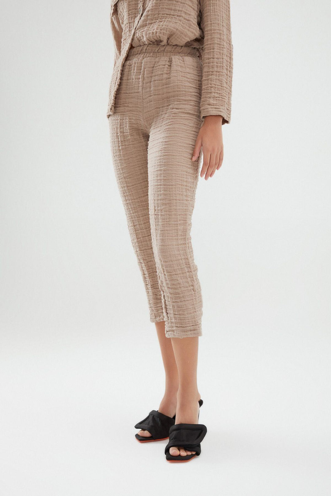 Elastic Waist Textured Trousers Camel