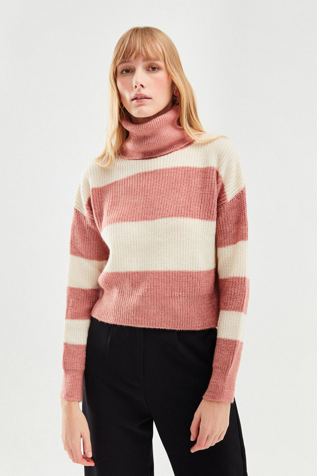 Çizgili Triko Kazak Koyu Pudra