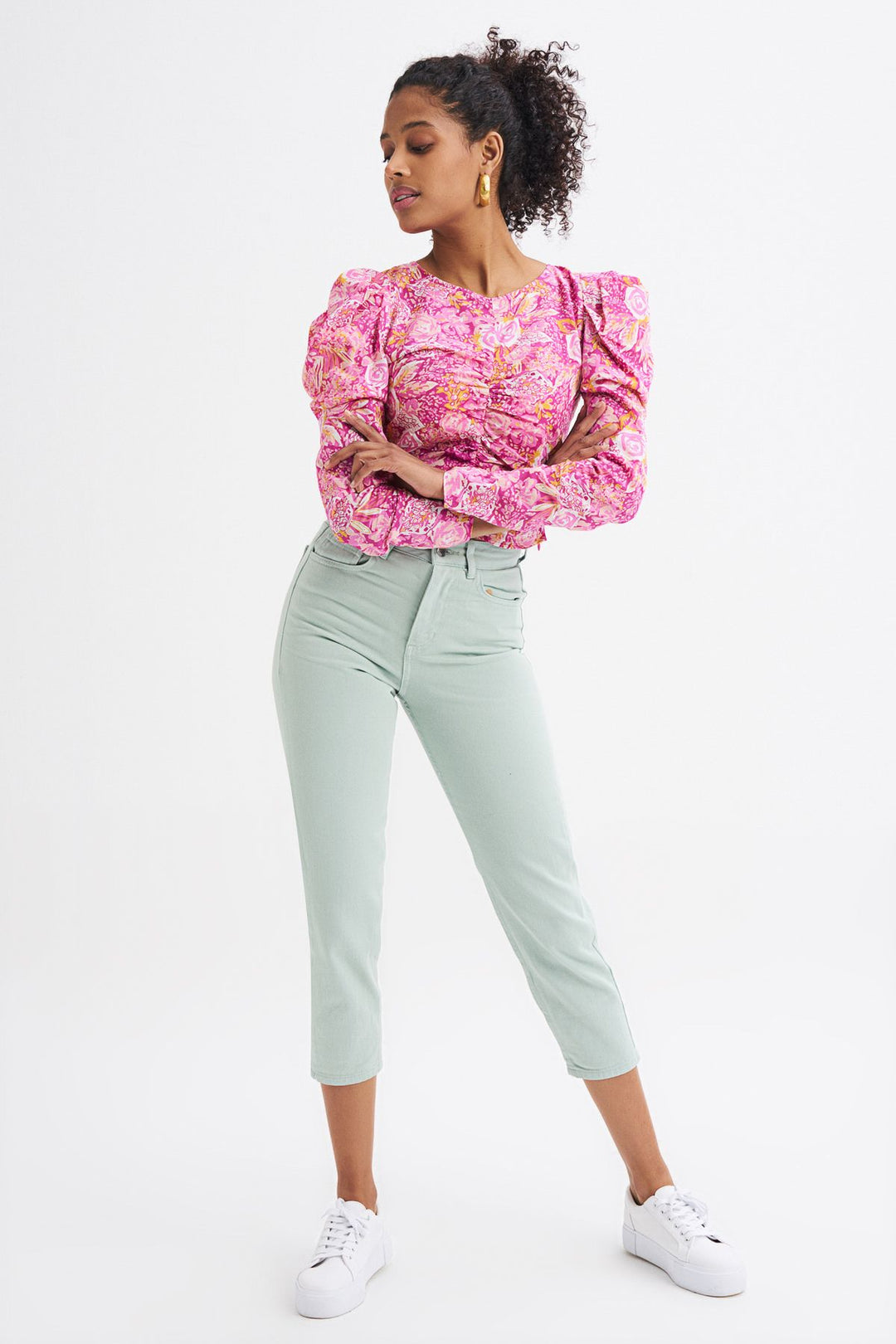 Floral Patterned Ruffle Detailed Blouse Pink