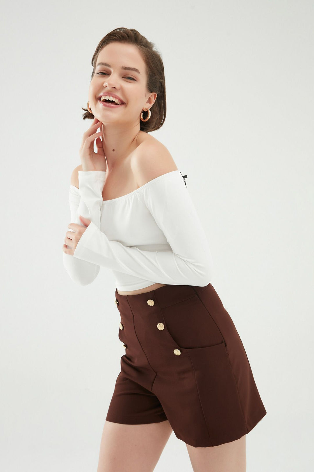 Zincirli Crop Bluz Beyaz