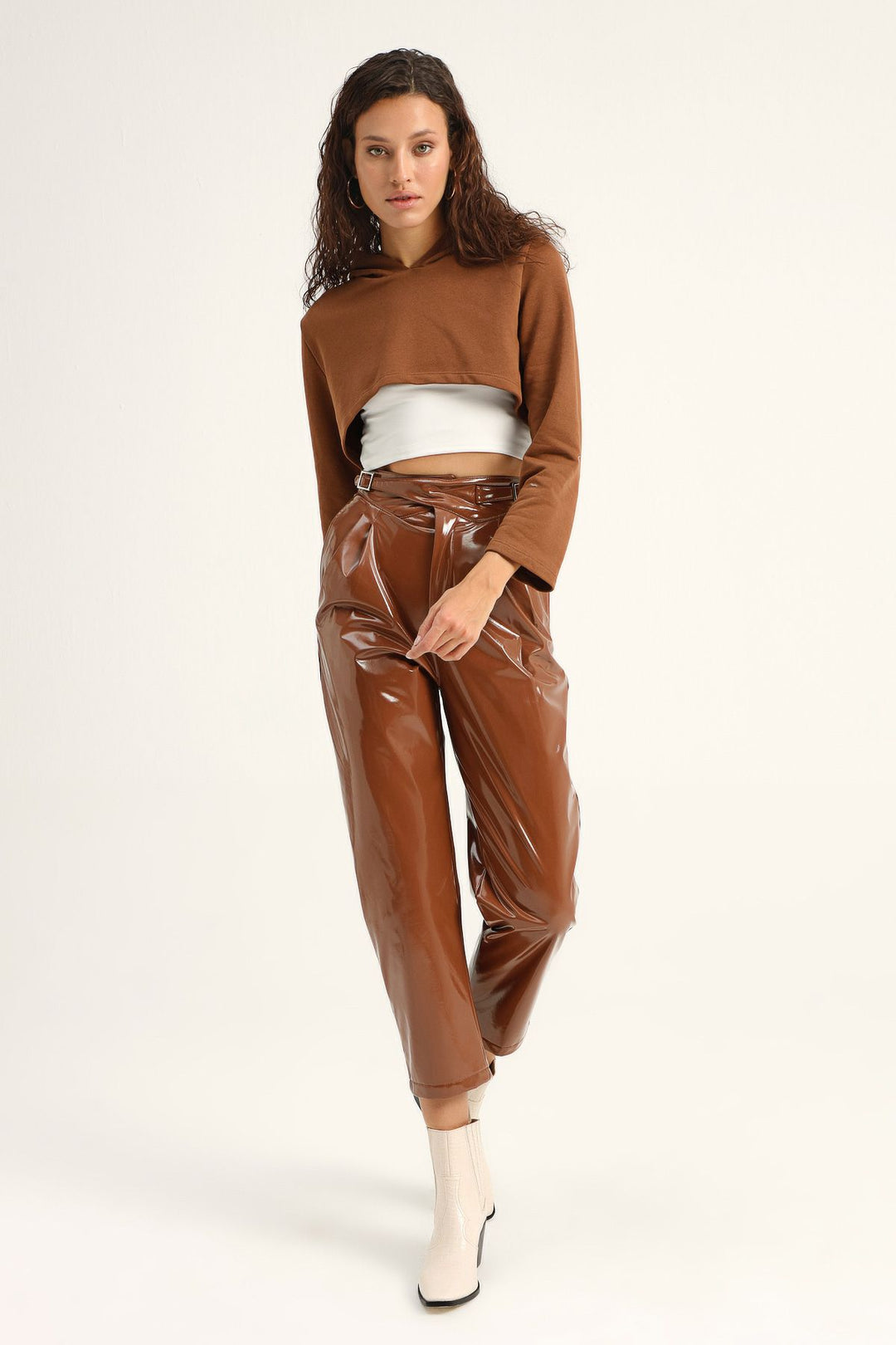 Hooded Crop Sweatshirt Brown