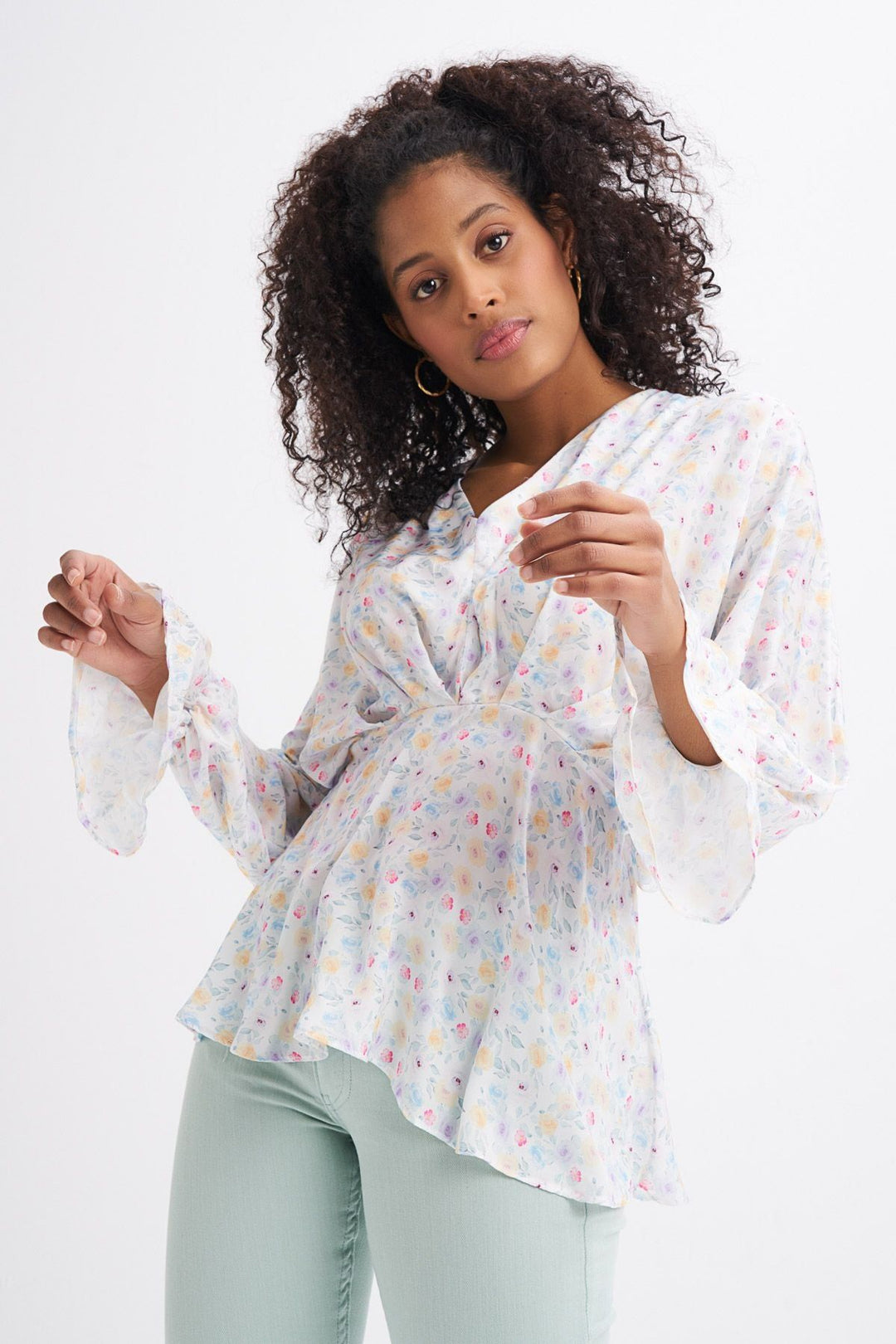 V-Neck Blouse Ecru with Pleated Sleeves