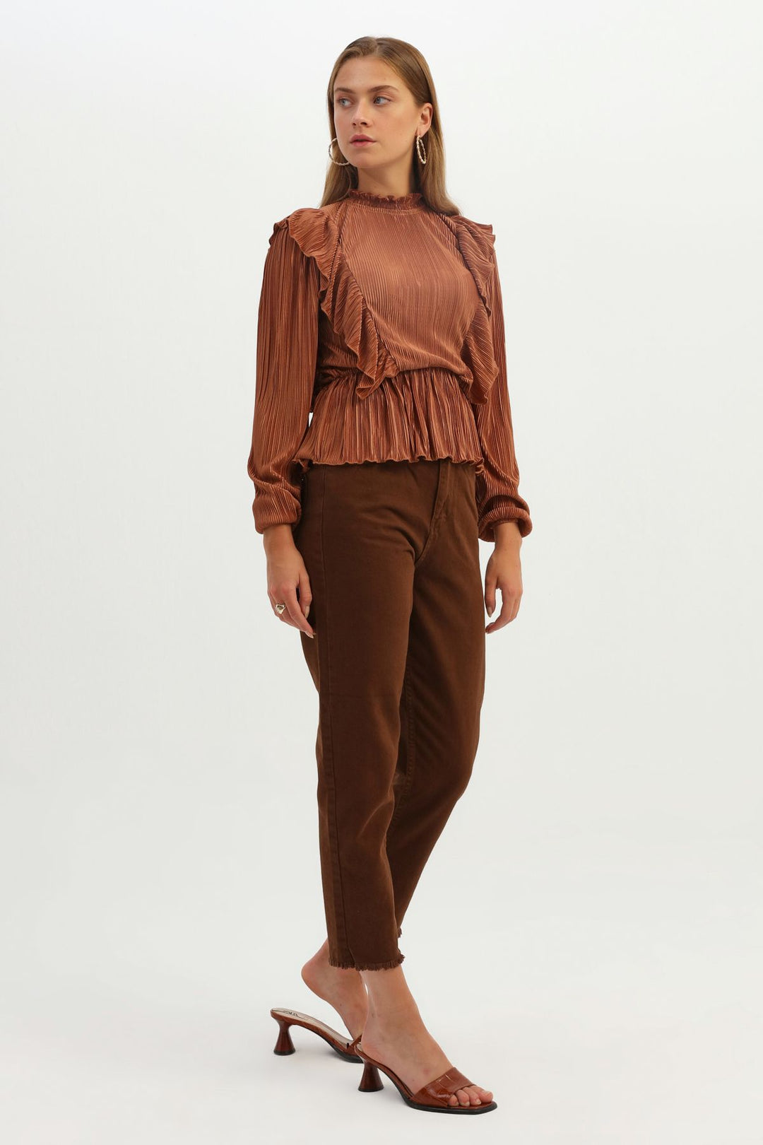 Fırfırlı Uzun Kol Bluz Taba