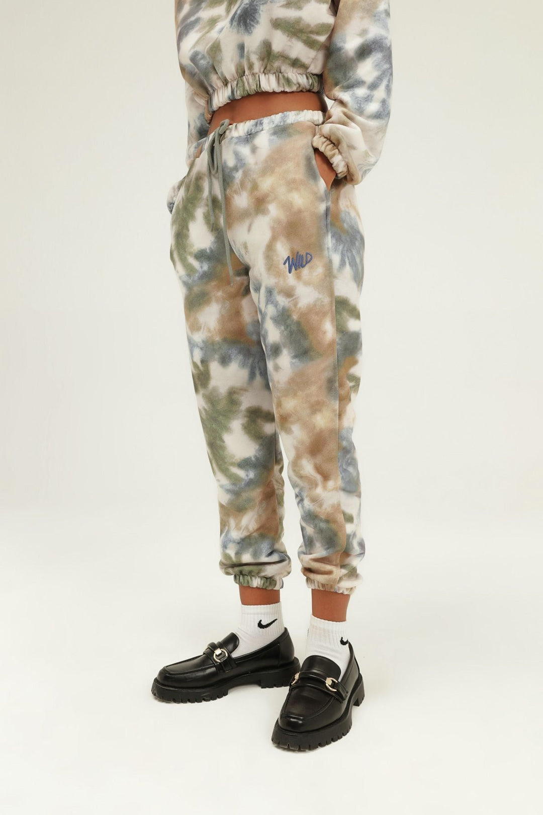 Batik Patterned Tracksuit Indigo