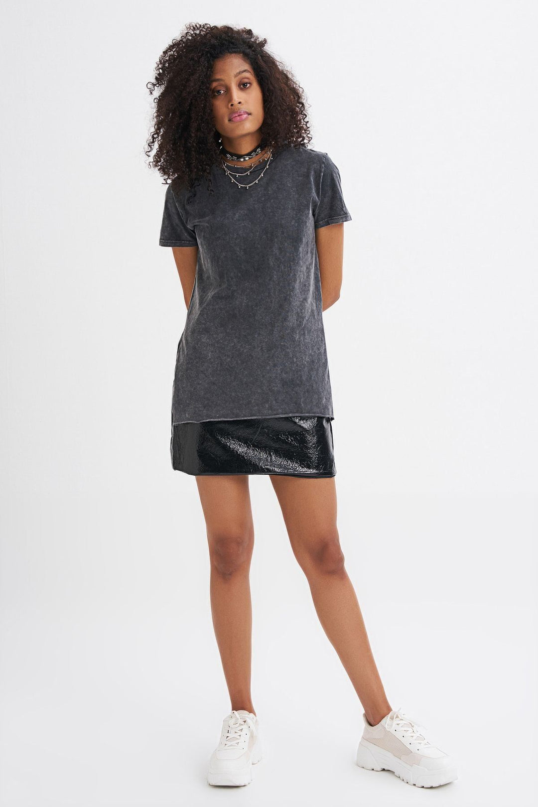 Yanı Yırtmaçlı Bisiklet Yaka Tişört Antrasit