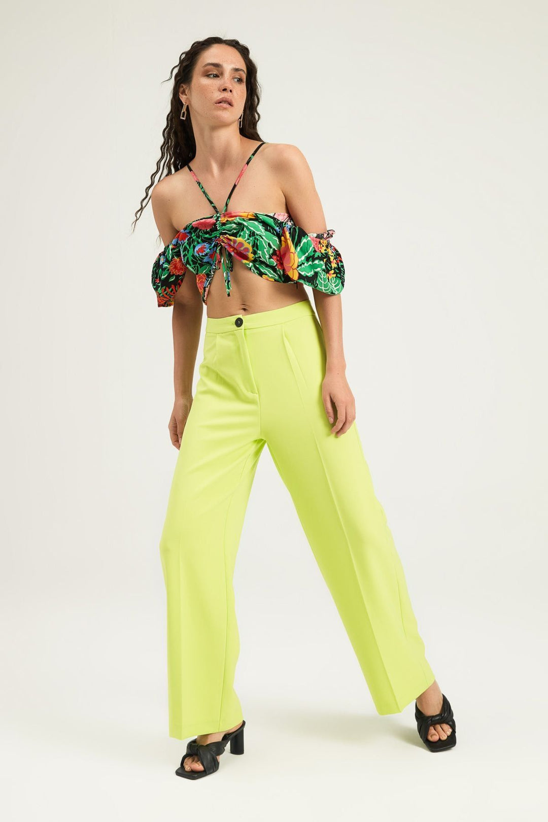 Pile Detaylı Palazzo Pantolon Açık Yeşil