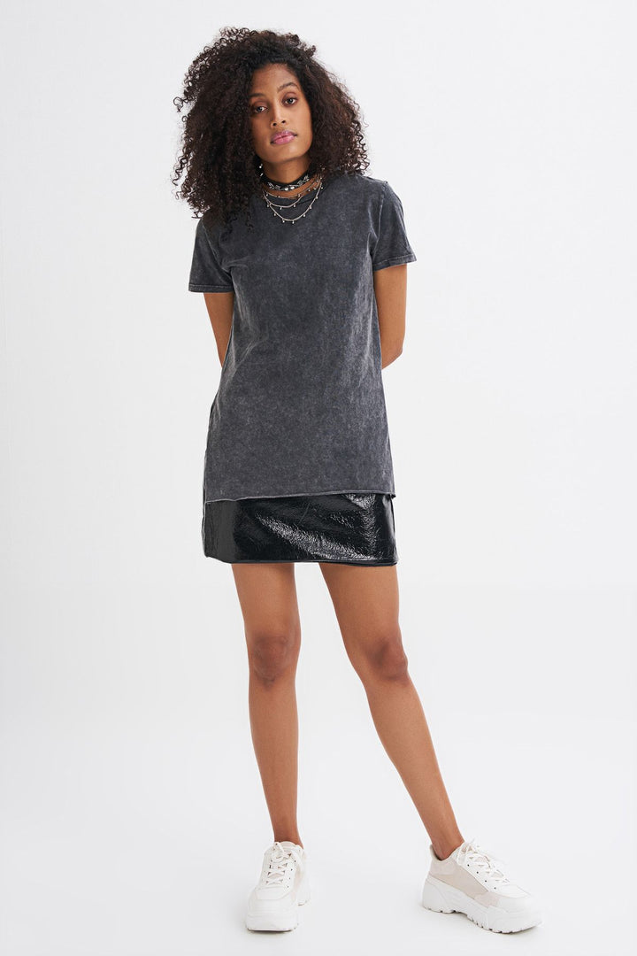 Yanı Yırtmaçlı Bisiklet Yaka Tişört Antrasit