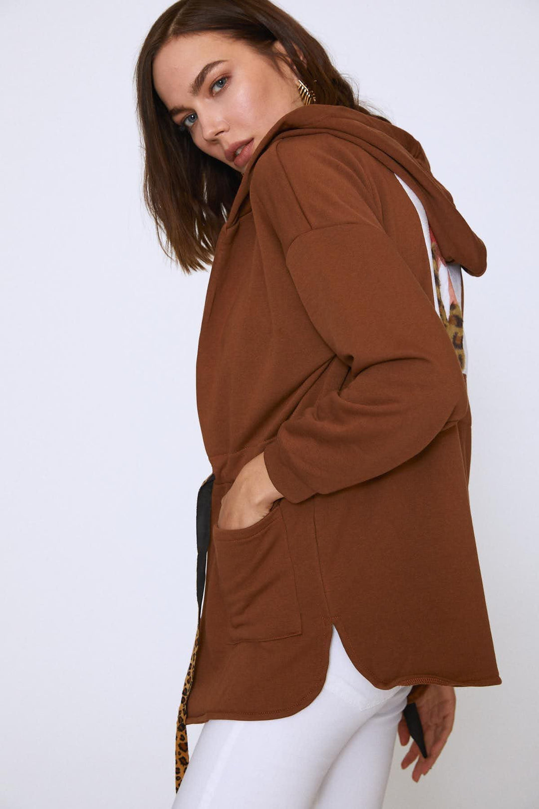 Arkası Baskılı Sweatshirt Kahverengi