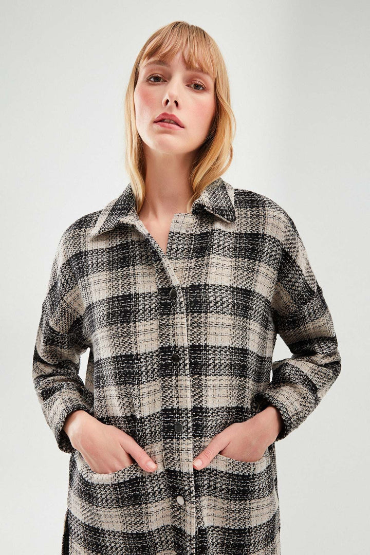 Plaid Tasseled Shirt Black