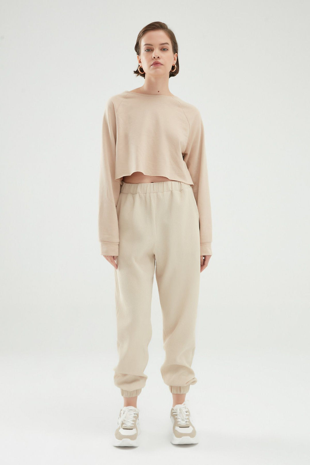 Low Back Sweatshirt Beige