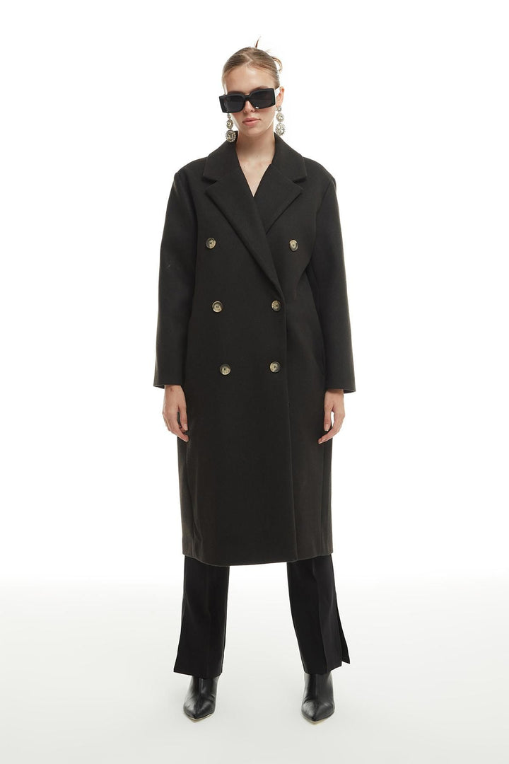 Buttoned Long Coat Black