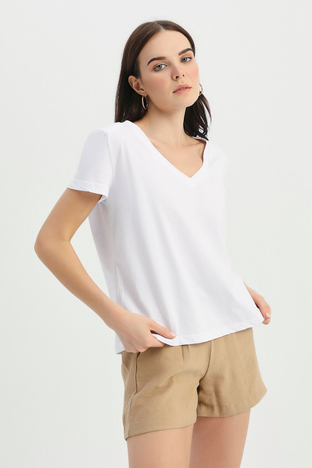 Vatkalı V Yaka Tişört Beyaz