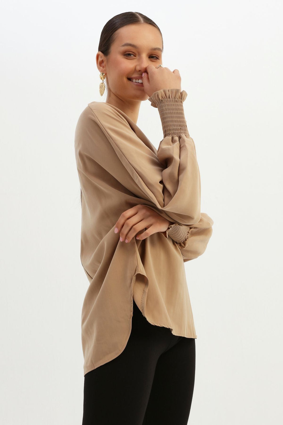 Sleeveless Blouse Beige