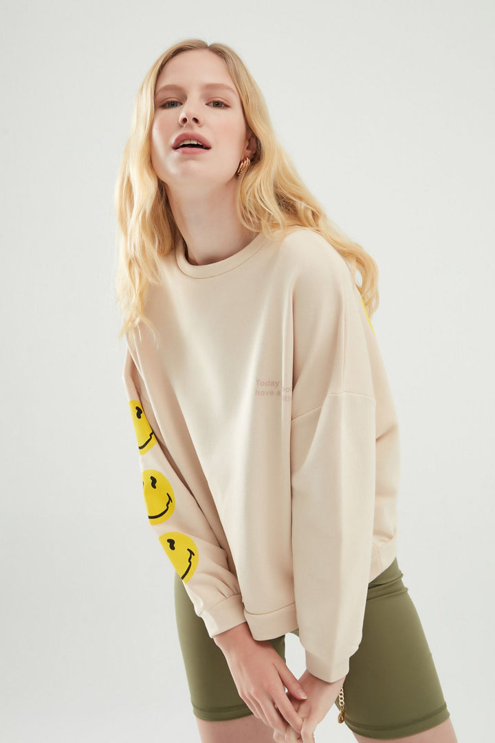Arkası Baskılı Sweatshirt Bej