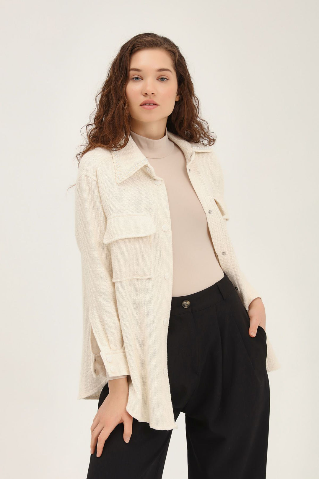 İnci Yaka Cepli Gömlek Taş