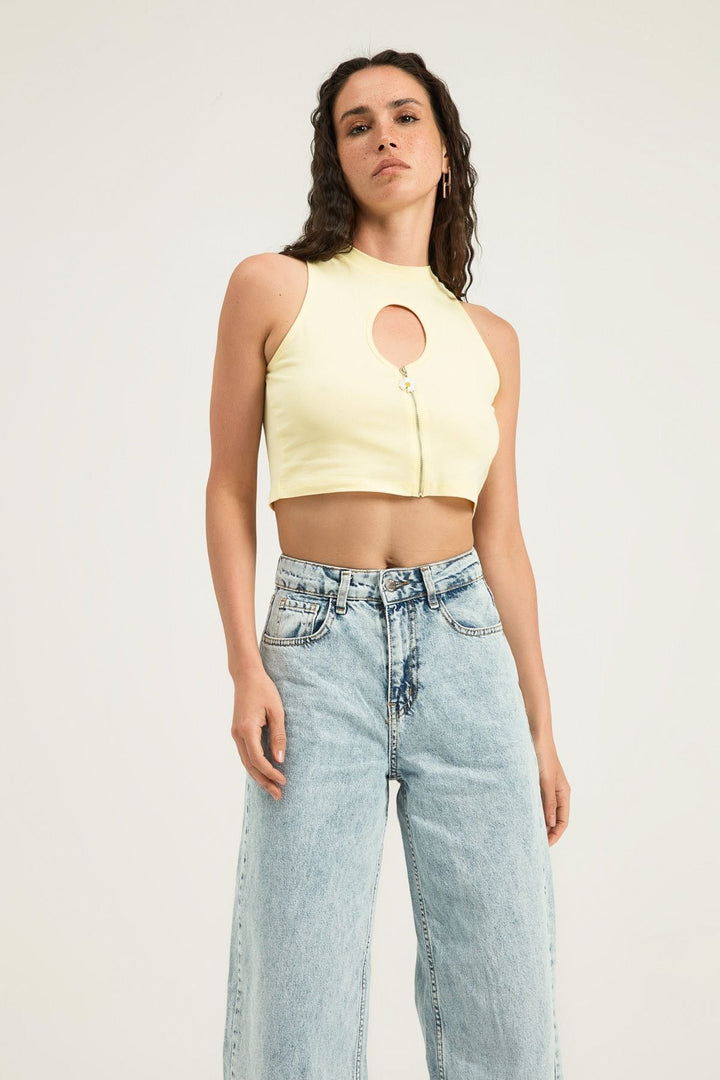 Decollete Detailed Zippered Sleeveless T-Shirt Light Yellow