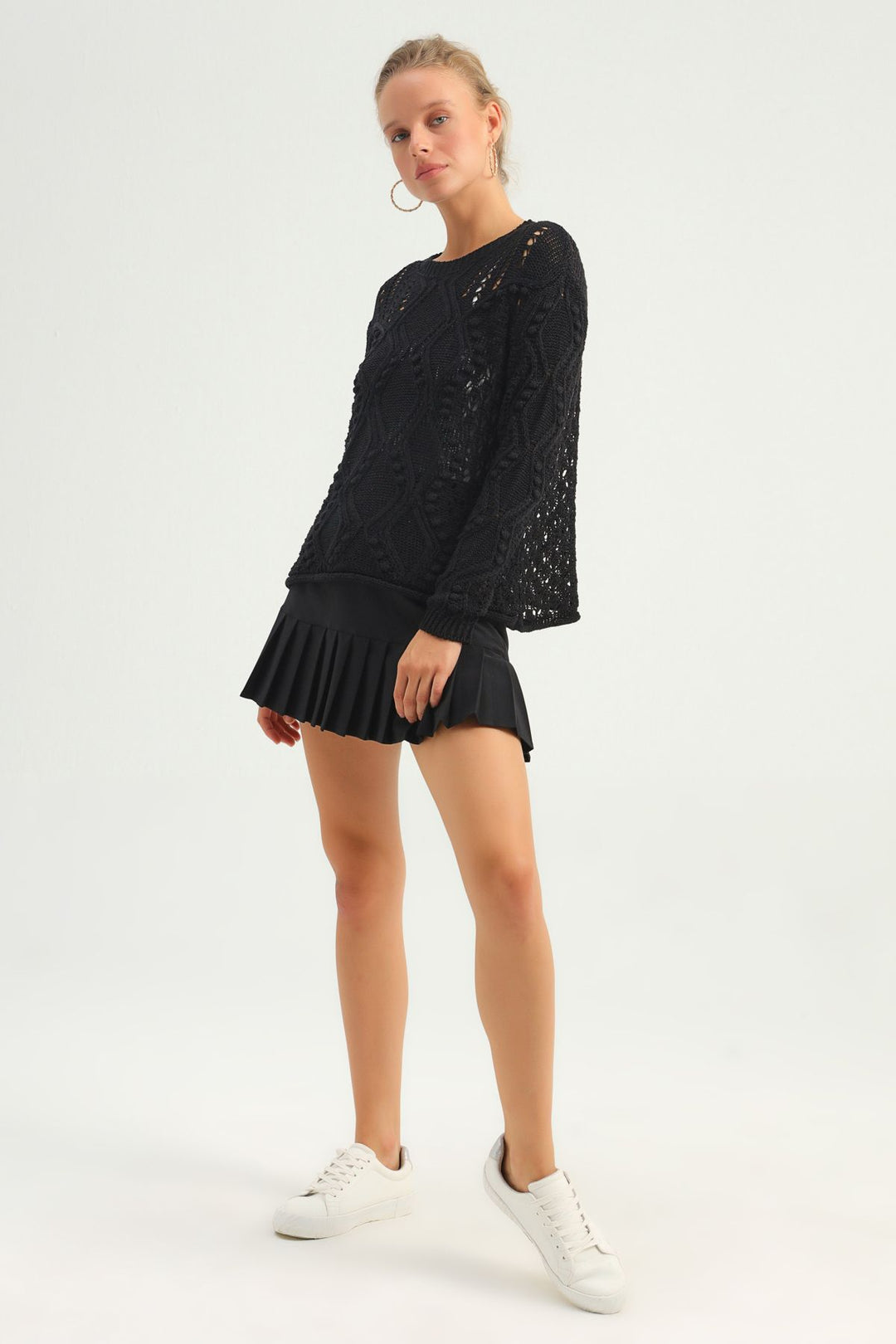 Baklava Knit Hole Sweater Black