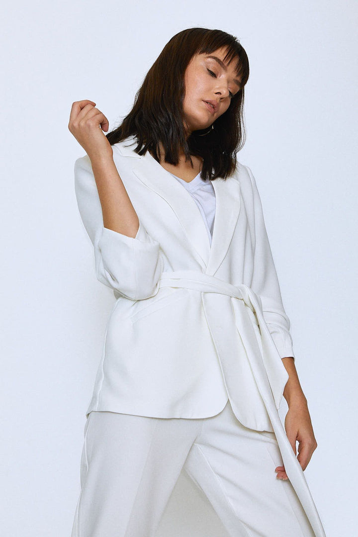 Beli Kuşaklı Fleto Cepli Ceket Ekru