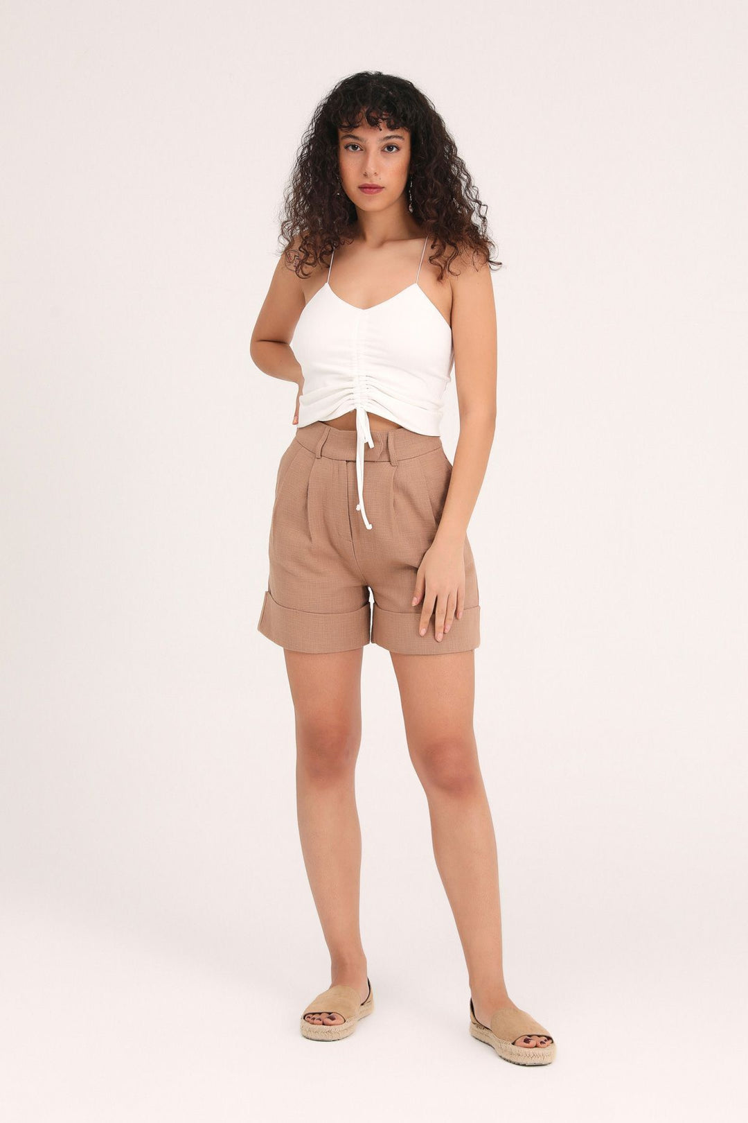 İnce Askılı Önü Büzgülü Crop Bluz Beyaz