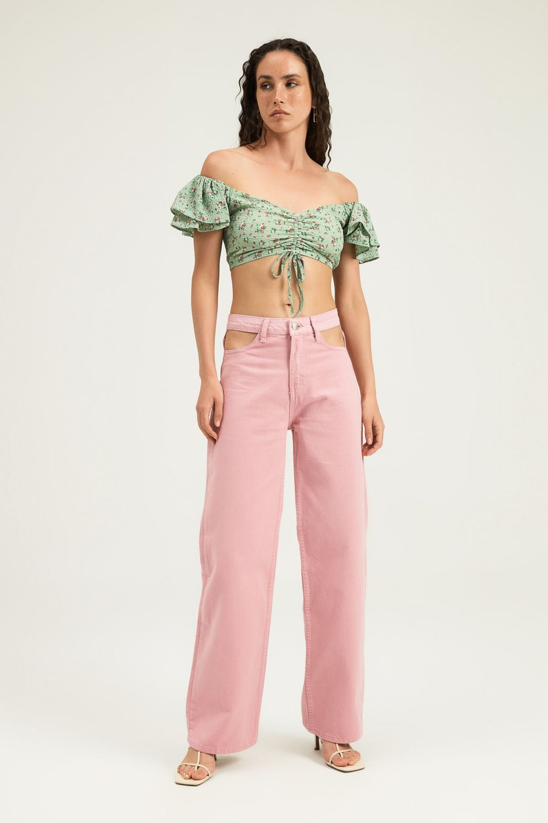 Decollete Detailed Mom Jean Candy Pink