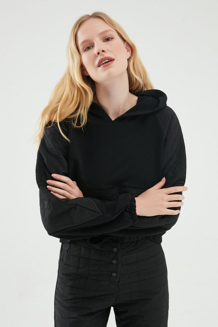 Kapitone Detay Sweatshirt Siyah