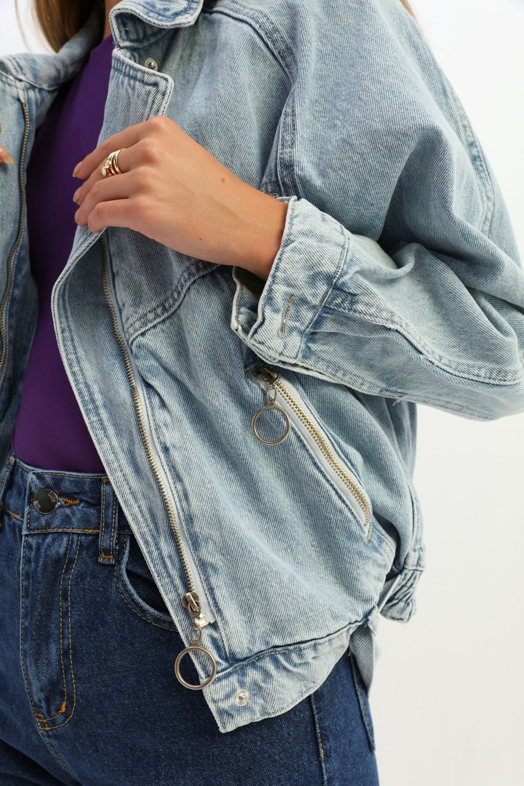 Kemer Detaylı Fermuarlı Kot Ceket Buz Mavi