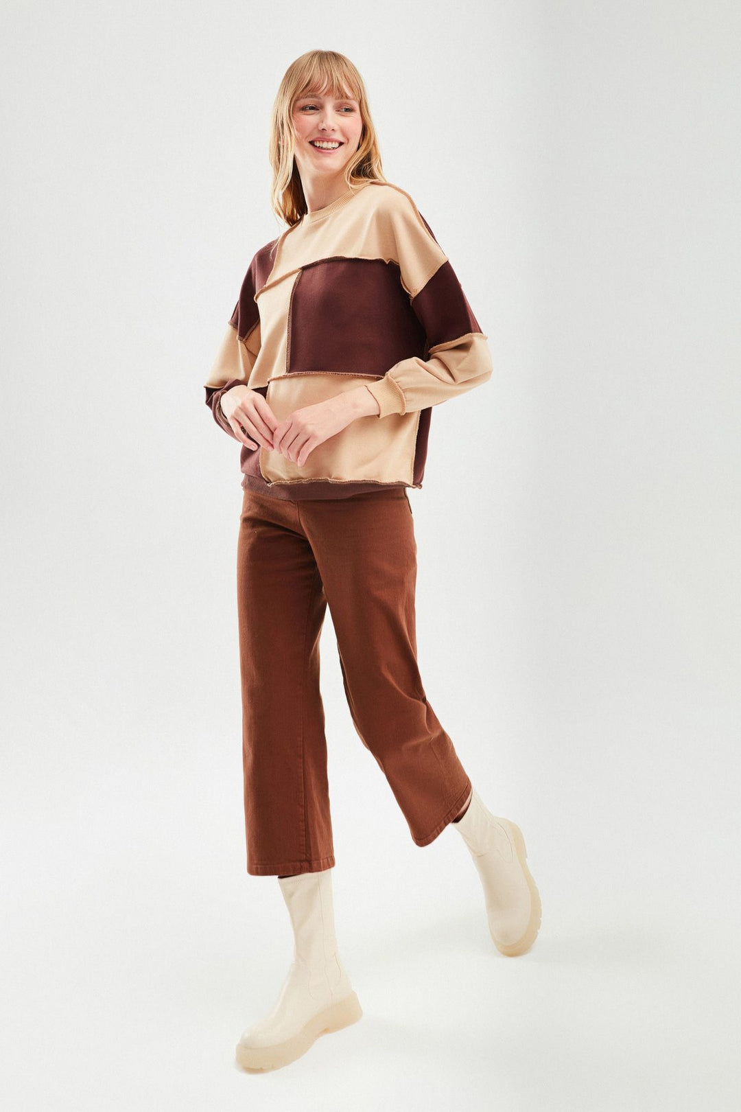 Blocky Oversize Sweatshirt Brown