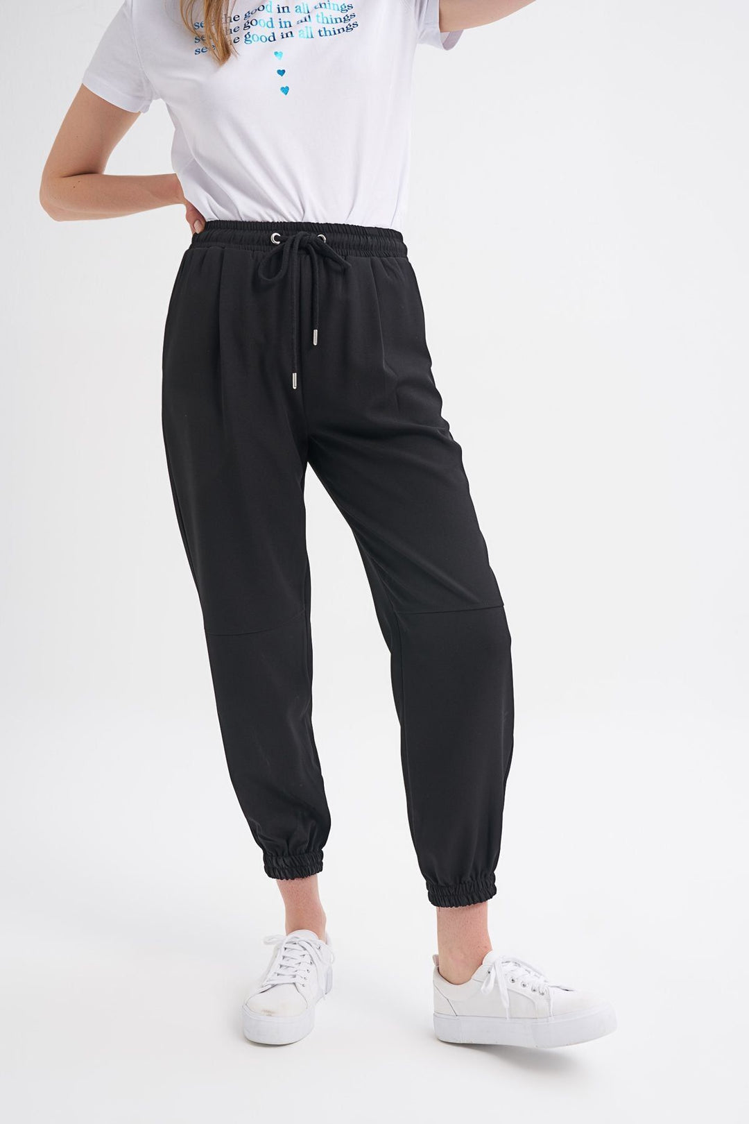 Paçası Lastikli Pantolon Siyah