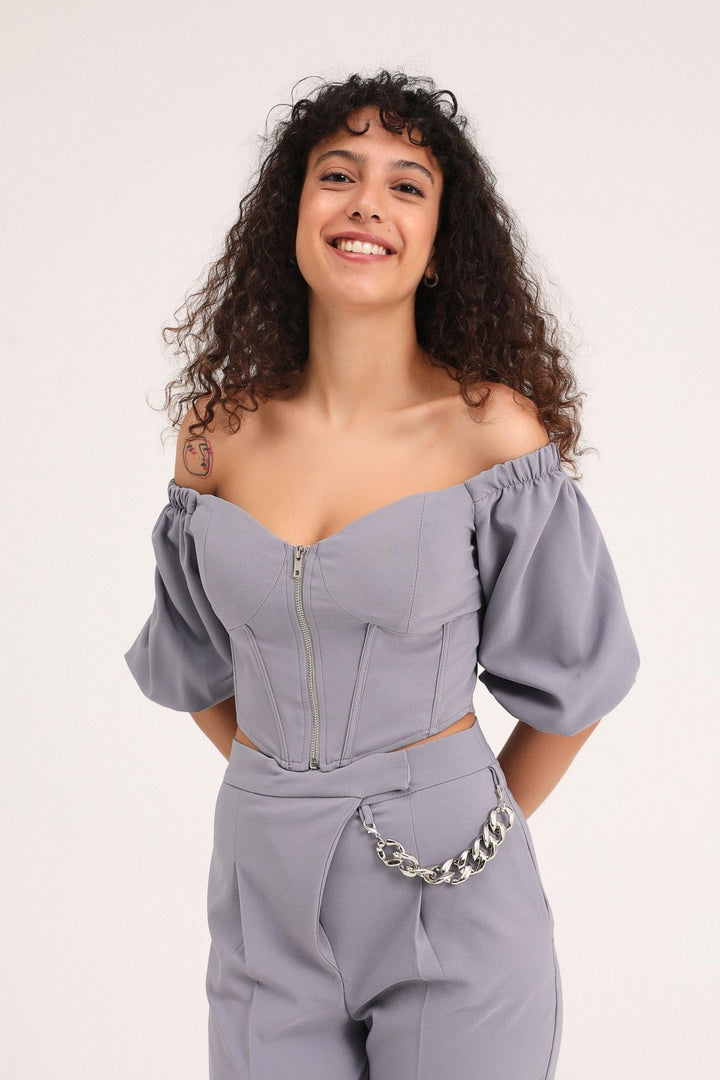 Zincir Aksesuarlı Yüksel Bel Pantolon Gri