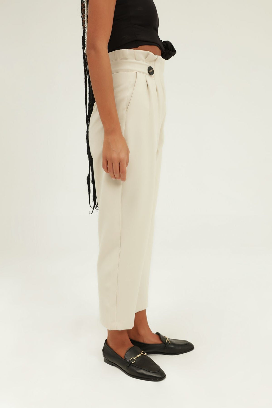 Düğme Aksesuarlı Yüksek Bel Pantolon Taş