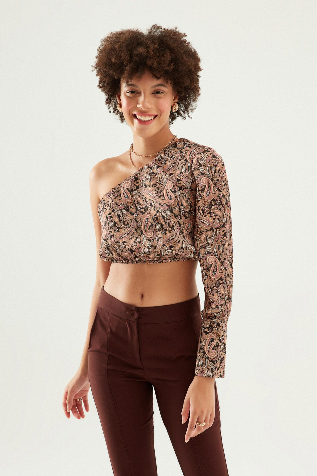 Desenli Tek Omuz Bluz Kahverengi