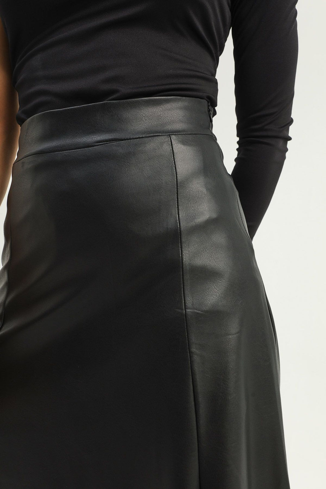Leather Midi Skirt Black