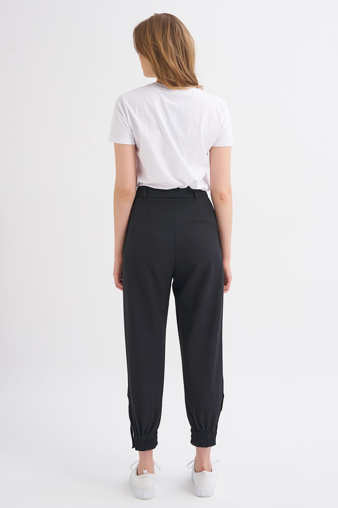 Paçası Çıtçıtlı Jogger Pantolon Siyah