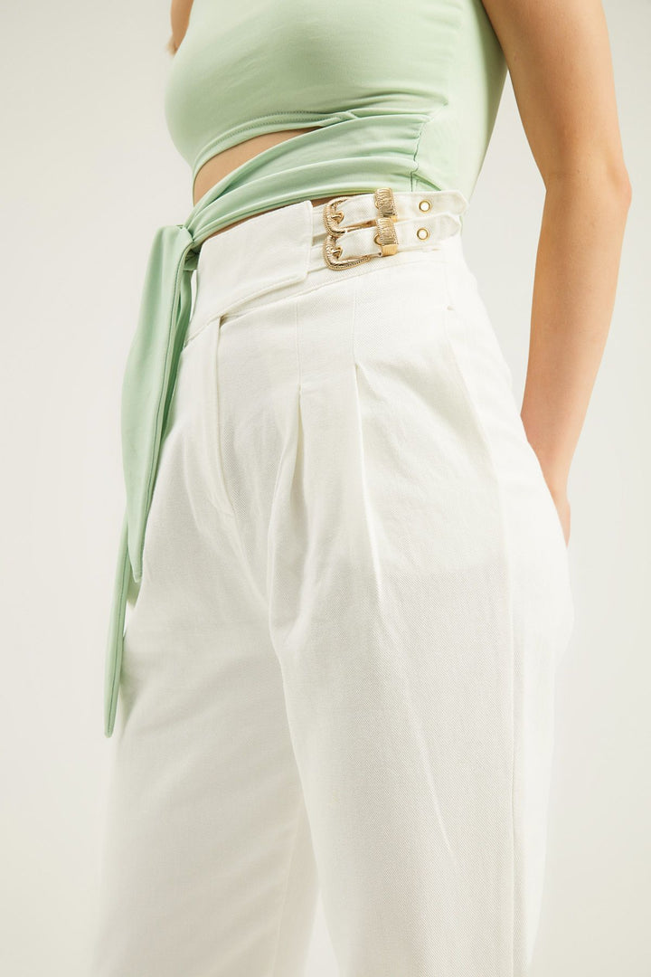 Tokalı Gabardin Yüksek Bel Pantolon Beyaz