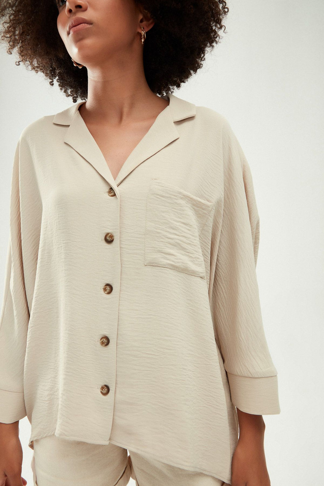 Tek Cepli Oversize Gömlek Bej