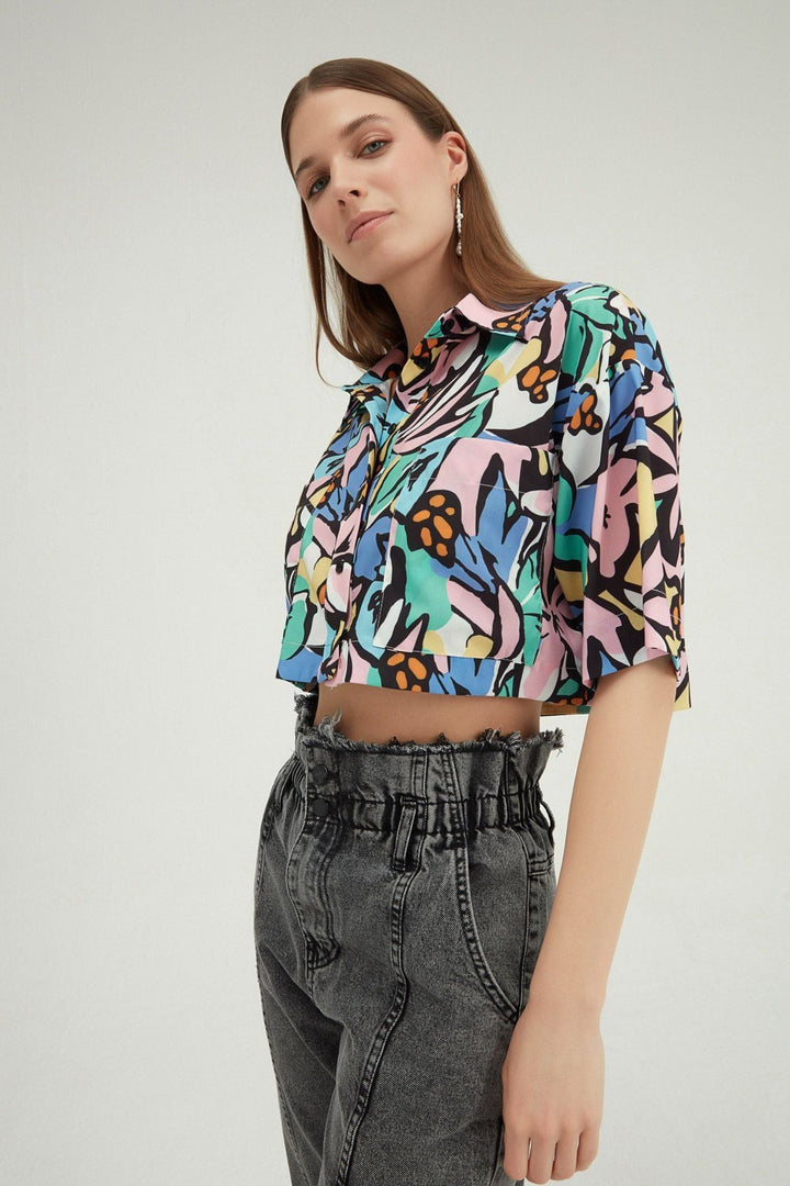 Patterned Crop Shirt Black