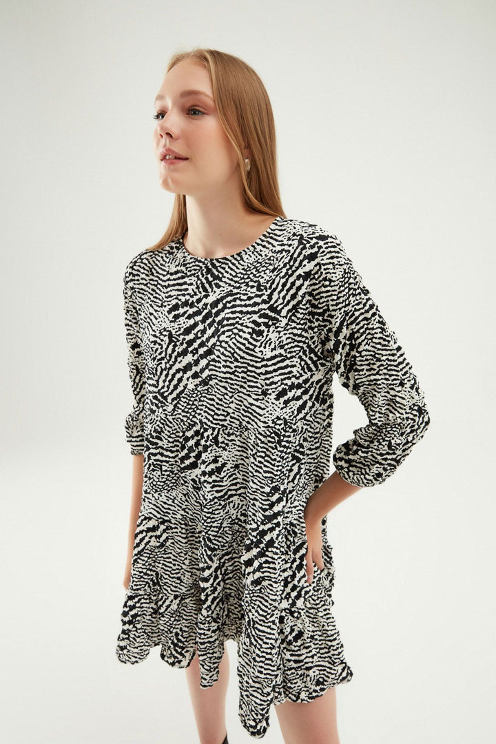 Desenli Uzun Kol Elbise Siyah