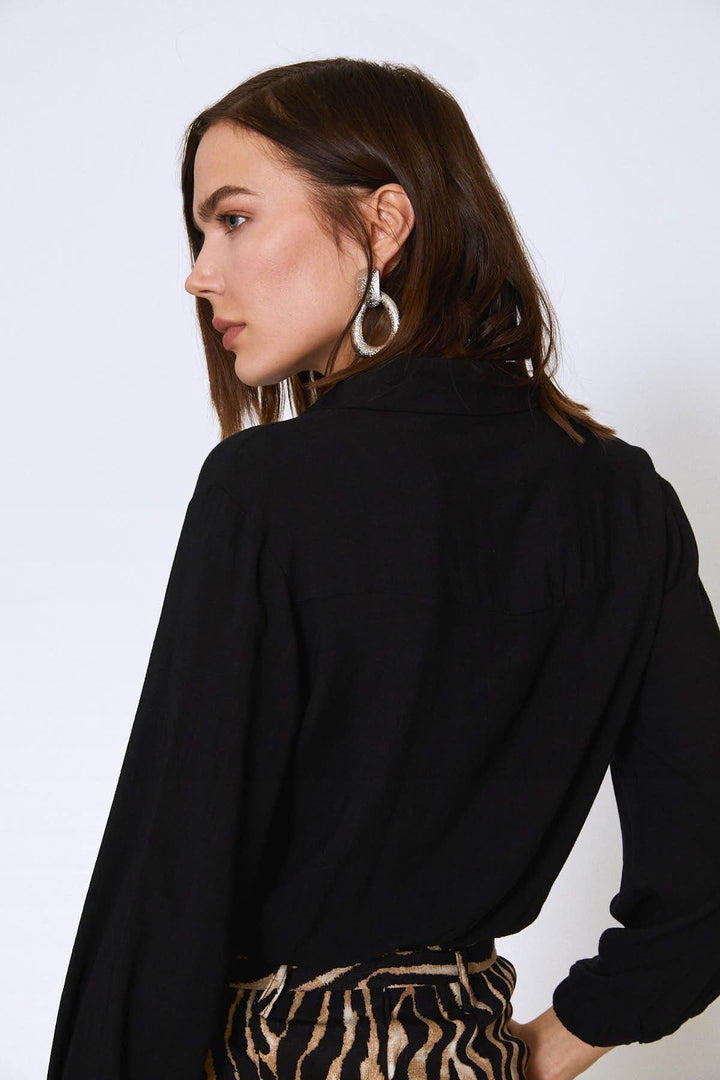 Lastikli Kol Beli Düğümlü Gömlek Siyah