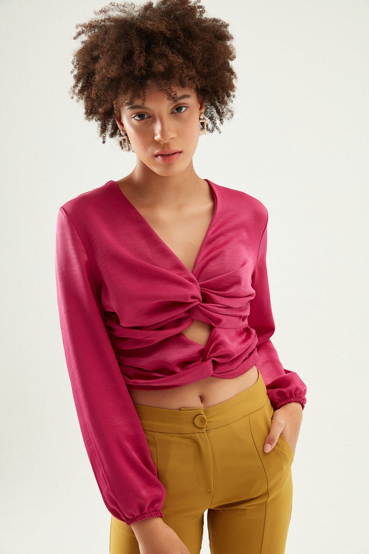 Decollete Detailed V-Neck Blouse Orchid