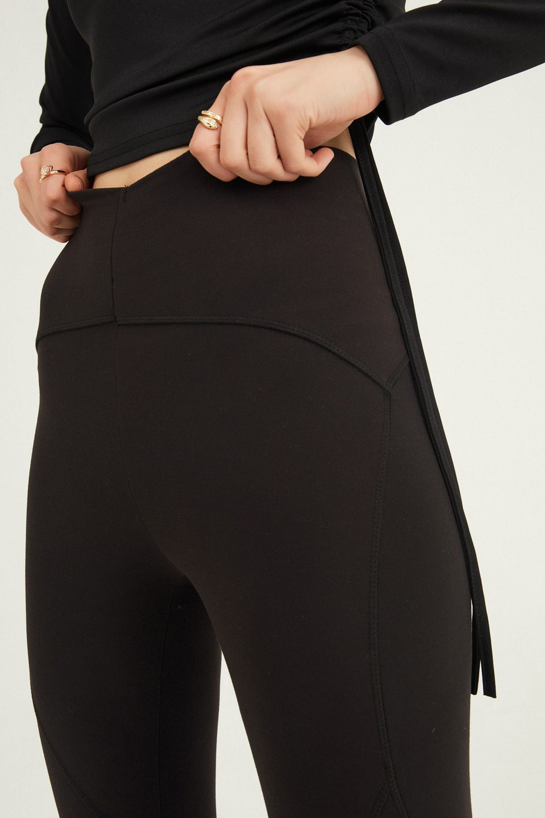 Gatherer Leggings Black