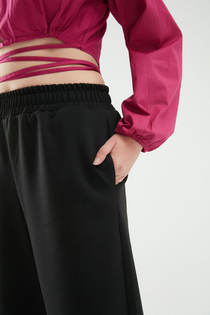 Beli Lastikli Yırtmaçlı Pantolon Siyah