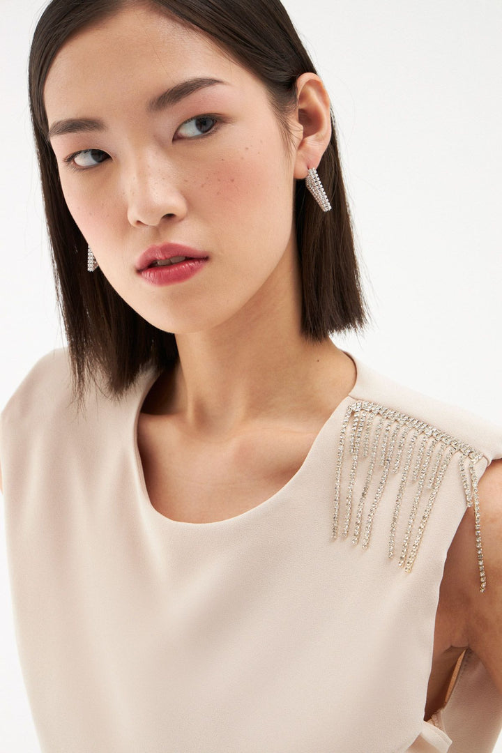 Embroidered Detailed Waistband Crop Blouse Beige